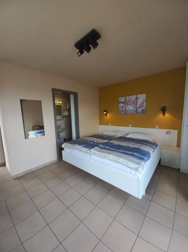 Hostellerie Daiseldaele Dadizele Exteriör bild