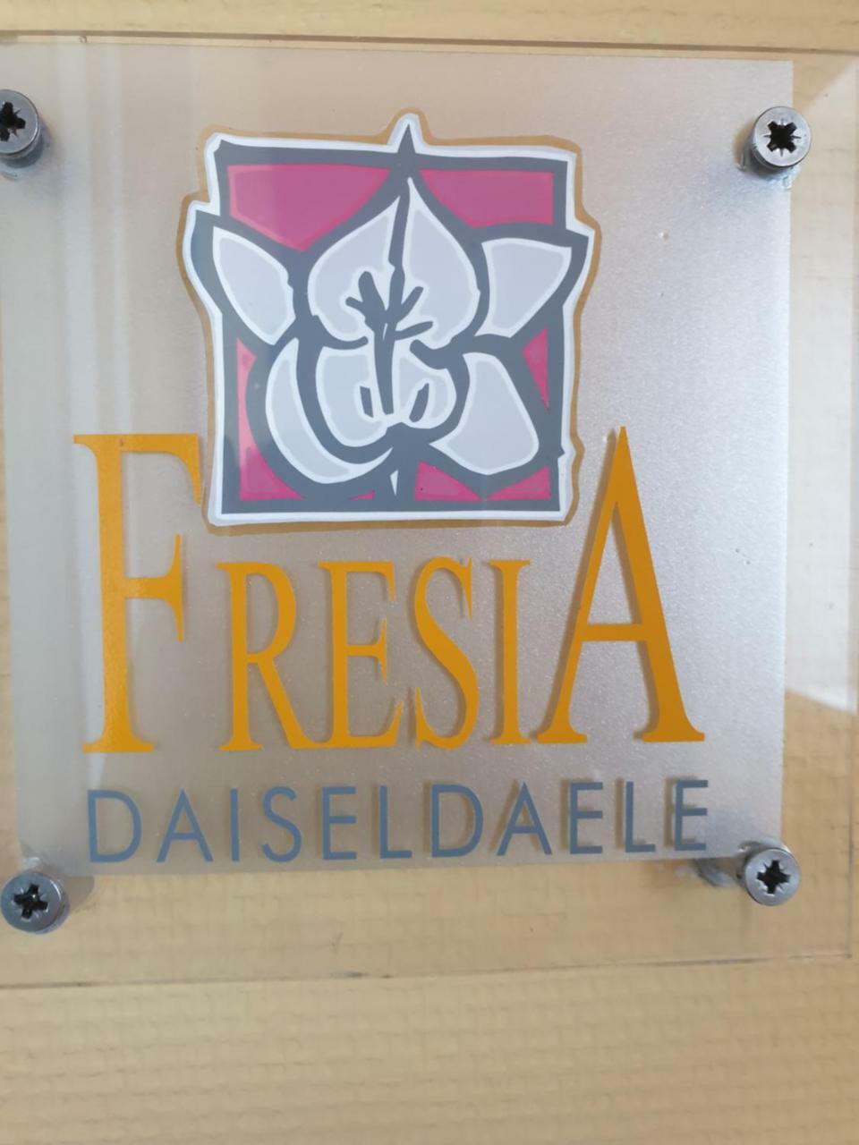 Hostellerie Daiseldaele Dadizele Exteriör bild