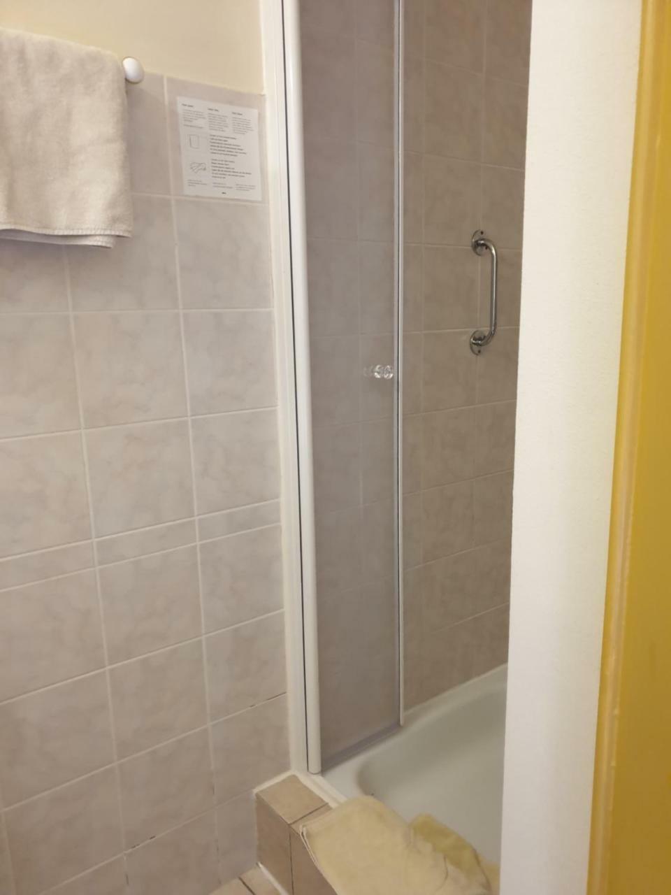 Hostellerie Daiseldaele Dadizele Exteriör bild