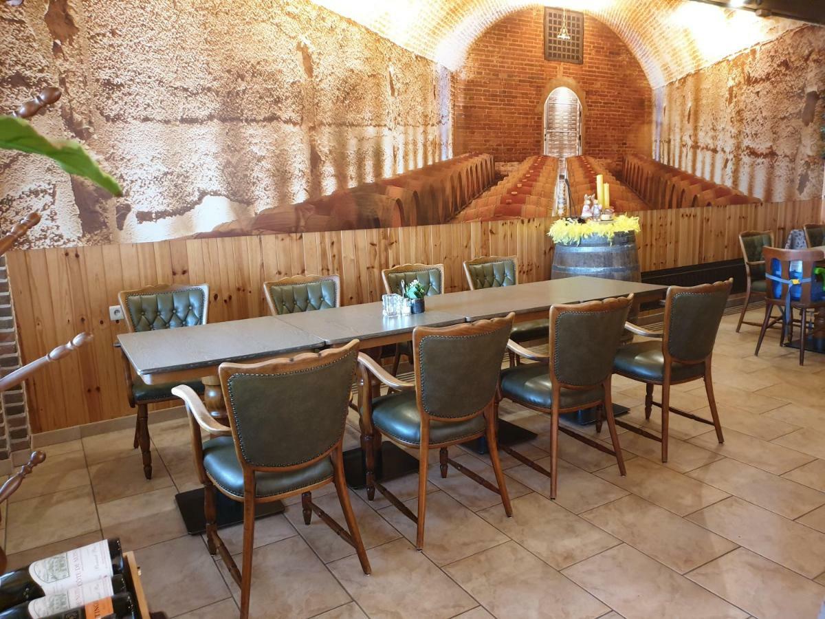 Hostellerie Daiseldaele Dadizele Exteriör bild