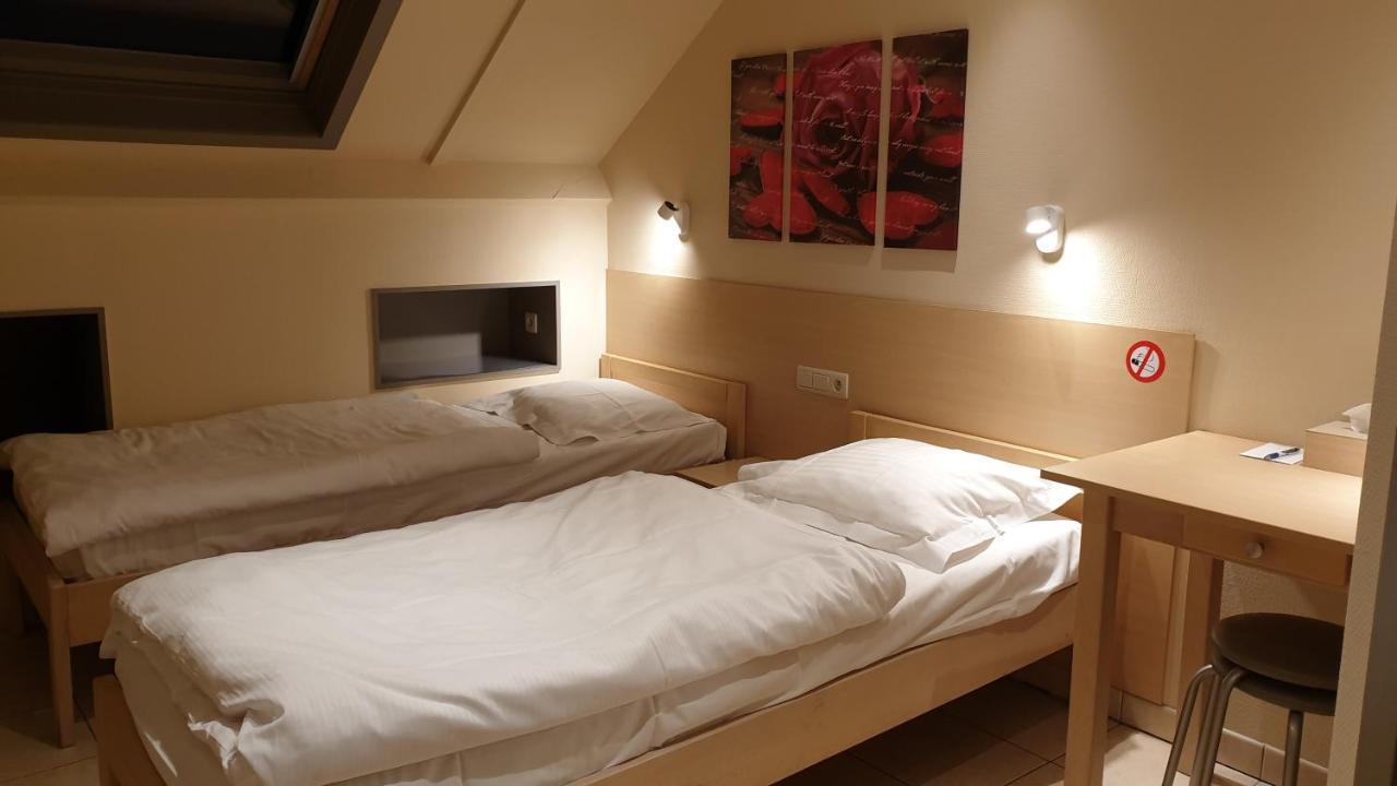 Hostellerie Daiseldaele Dadizele Exteriör bild
