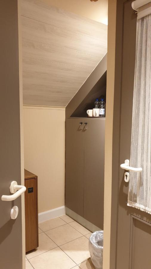 Hostellerie Daiseldaele Dadizele Exteriör bild