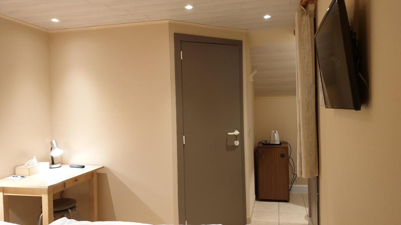 Hostellerie Daiseldaele Dadizele Exteriör bild