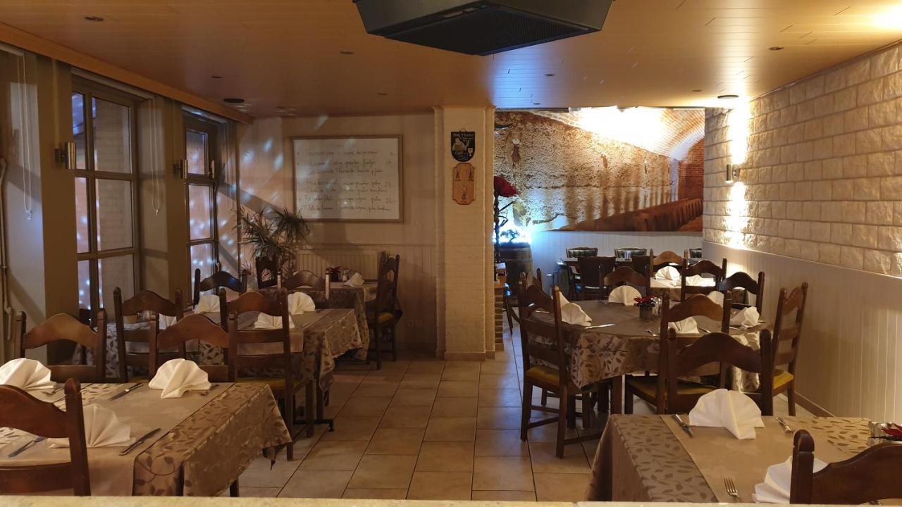 Hostellerie Daiseldaele Dadizele Exteriör bild